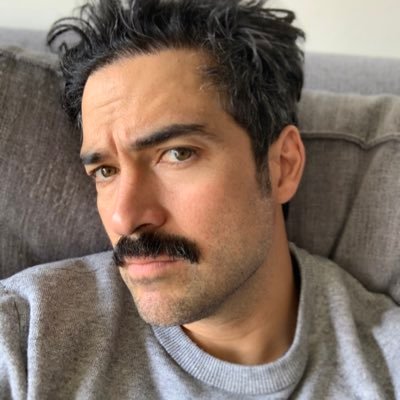 Profile Picture of Alfonso Herrera (@ponchohd) on Twitter