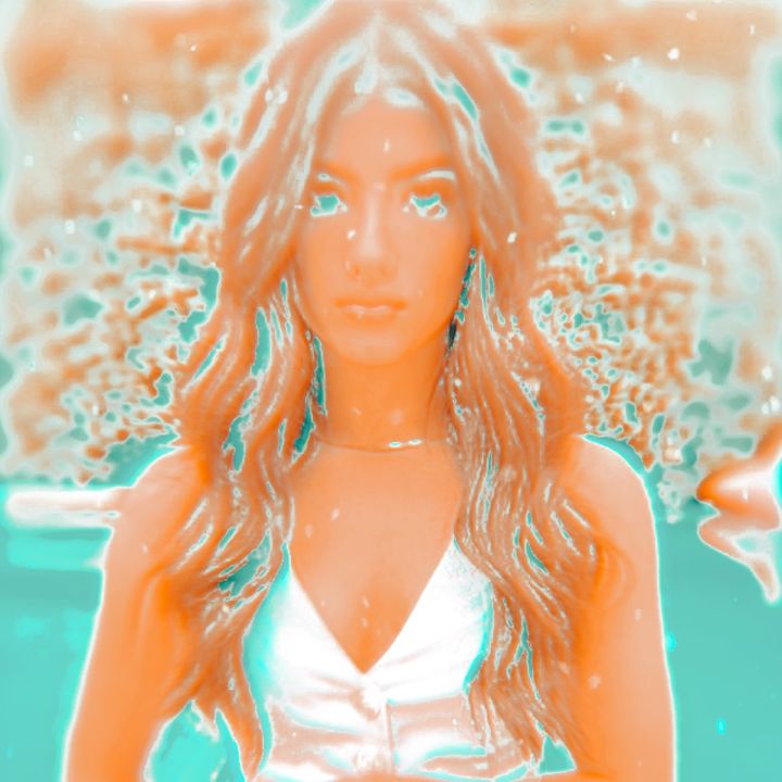 Profile Picture of ems <3 (@straightsunks) on Tiktok