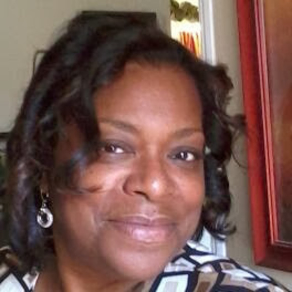 Profile Picture of Beverly Bivines (@bbivines) on Poshmark