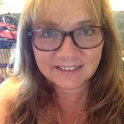 Profile Picture of Regina Sharp (@RejjieRush) on Twitter