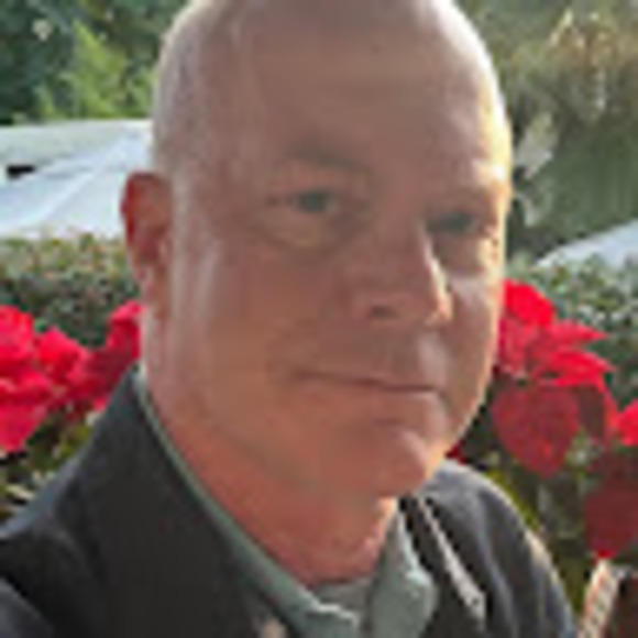 Profile Picture of Timothy Mikkelsen (@tmik61) on Poshmark