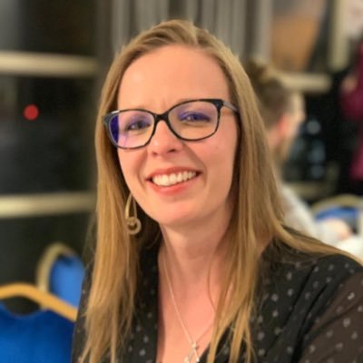 Profile Picture of Karen Willis (@karenruthwillis) on Twitter