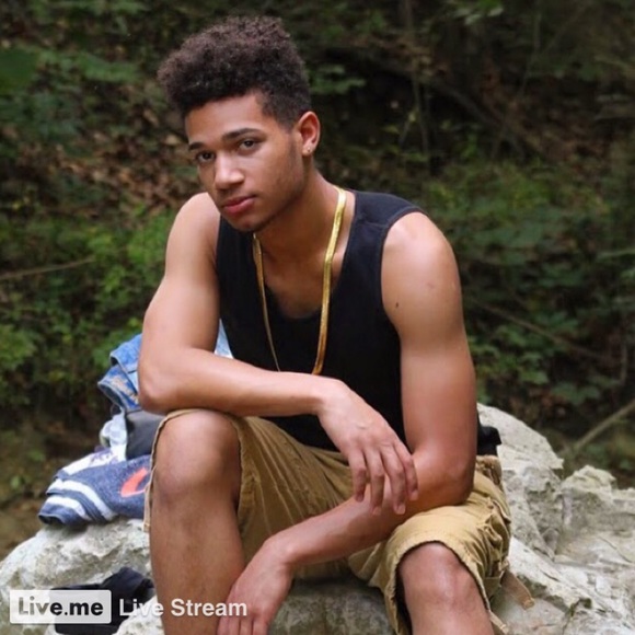 Profile Picture of Jared Dunington (@jaythe0ne) on Poshmark