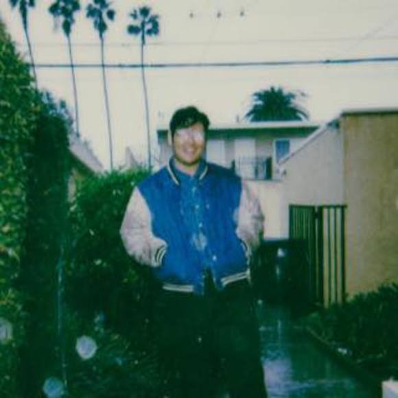 Profile Picture of Richard Taing (@jbecine) on Poshmark
