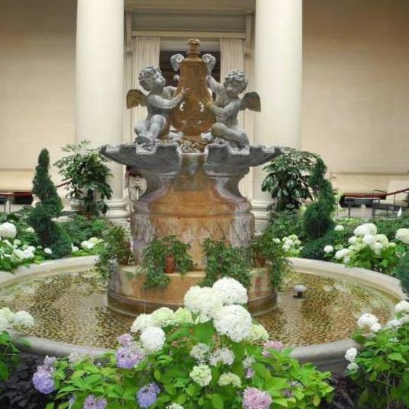 Profile Picture of Yan Zheng (@zhengy1990) on Poshmark