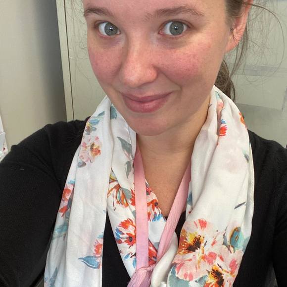Profile Picture of Cynthia Cobb (@tranquility1282) on Poshmark