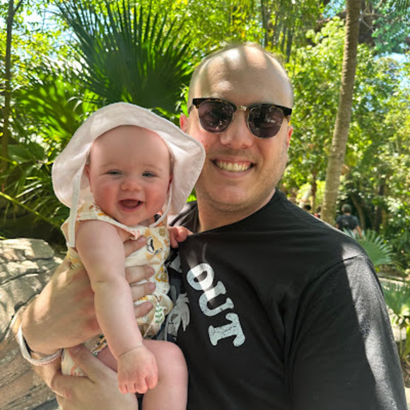 Profile Picture of Michael Caris (@mcaris1992) on Poshmark