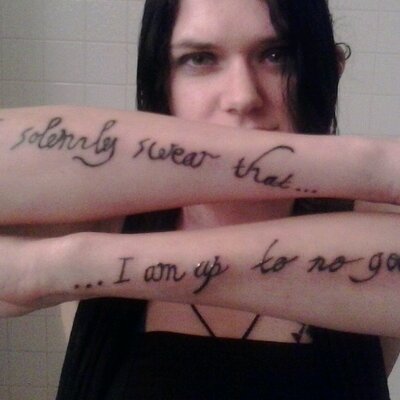 Profile Picture of Libby Fletcher (@NevermoreFayrie) on Twitter