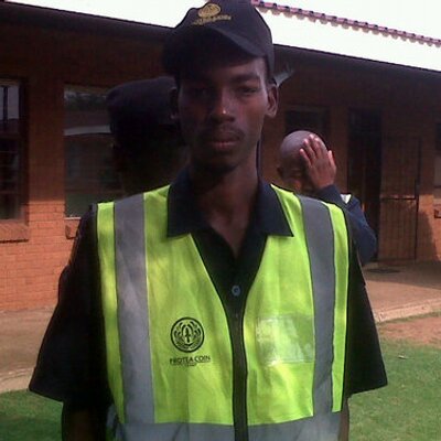 Profile Picture of Robert (@robbs_twitt) on Twitter