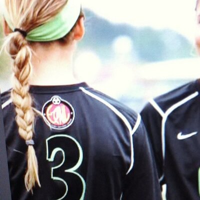 Profile Picture of Ellie Hackett (@ellie_hack3) on Twitter