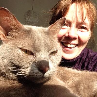 Profile Picture of Geraldine James (@GeraldineCJames) on Twitter