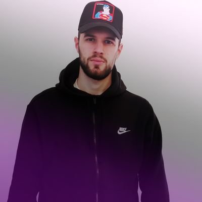 Profile Picture of Nicolò Tarocco (@james__nico) on Twitter