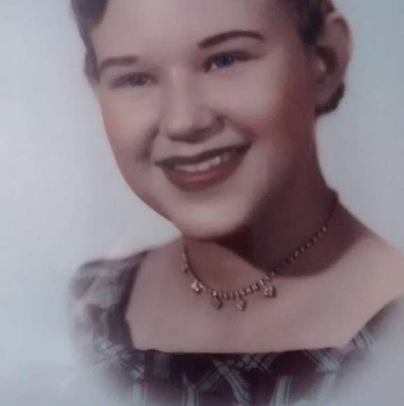 Profile Picture of Joy Mcconnell (@joymcconnell) on Poshmark