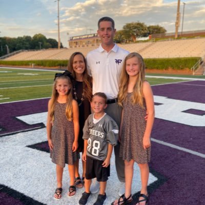 Profile Picture of Robert Craft (@coachrcraft) on Twitter
