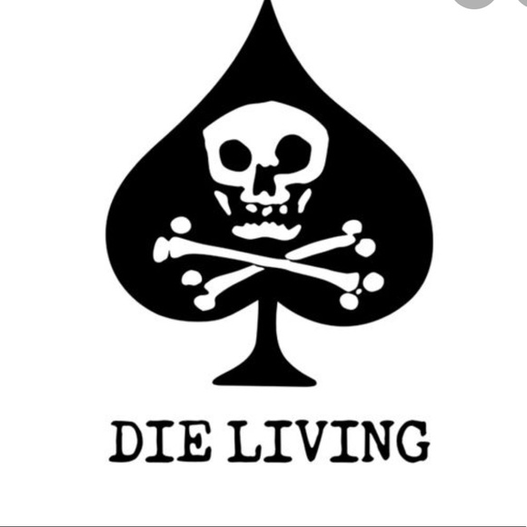 Profile Picture of Sara Nulph (@trap7selena) on Poshmark