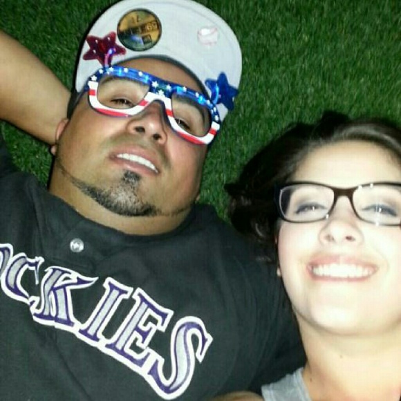 Profile Picture of Amanda Fontes (@afontes1) on Poshmark