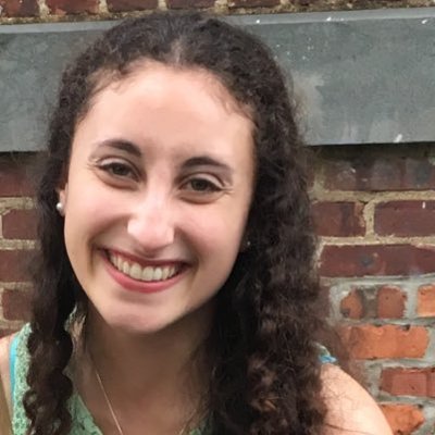 Profile Picture of Julia Kaye (@LOLJayKaye) on Twitter