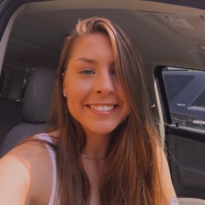 Profile Picture of Michaela Albert (@bostonalbert) on Twitter