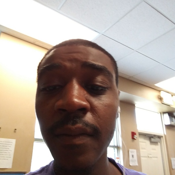 Profile Picture of Christopher Wright (@cw694452) on Poshmark