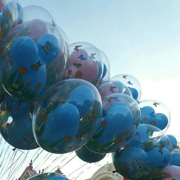 Profile Picture of Erin Delligatti (@dicecatt) on Poshmark