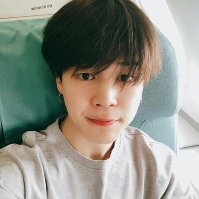 Profile Picture of YoonJin Kim (@YoonJinKim8) on Twitter