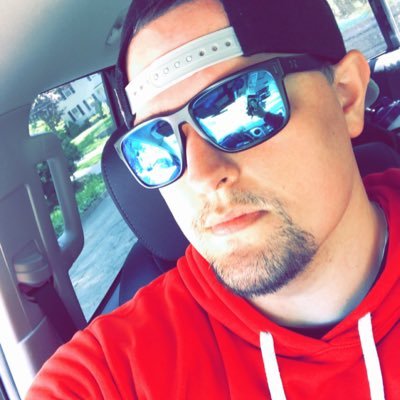 Profile Picture of John Townsend (@JohnTownsend77) on Twitter