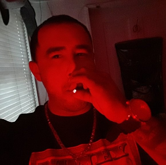 Profile Picture of .joel Alcaraz (@urdaddy2) on Poshmark