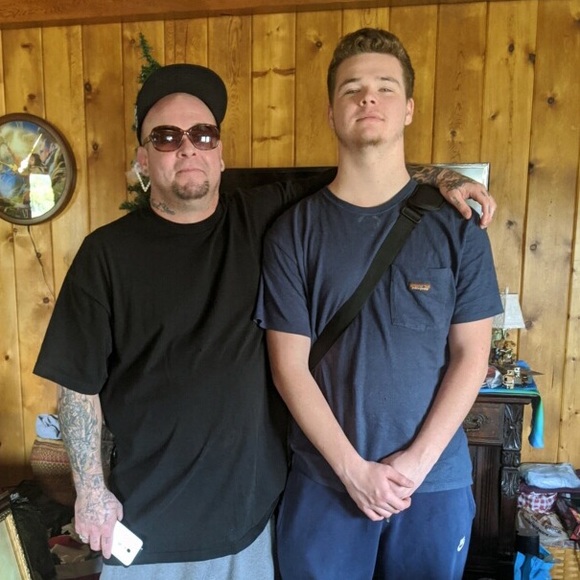 Profile Picture of Shawn Thompson (@shawn_thompson2) on Poshmark