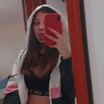 Profile Picture of 𝕭𝖆𝖗𝖇𝖎𝖊 (@julia___amaral) on Instagram