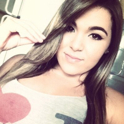 Profile Picture of Helen Perez (@_helenperez_) on Twitter