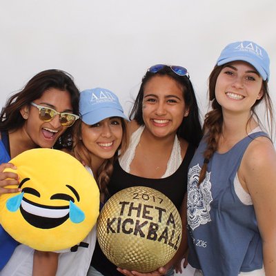 Profile Picture of Clarissa Cabrera (@cabreraclarissa) on Twitter