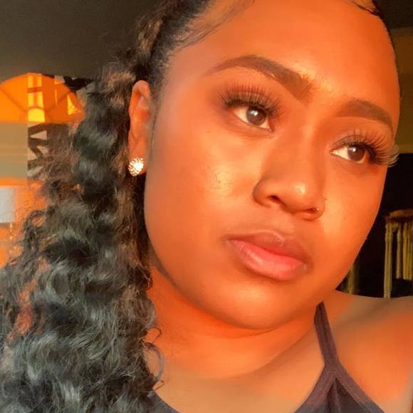 Profile Picture of Jada Lagman (@rdurant4u55) on Poshmark