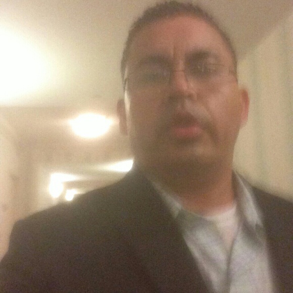 Profile Picture of Jesse Samaniego (@jessam0504) on Poshmark