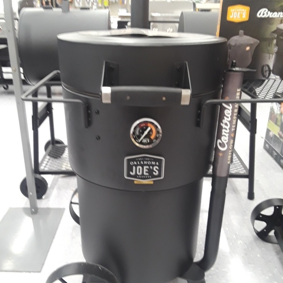 Profile Picture of Michael Parker (@jettie316) on Poshmark