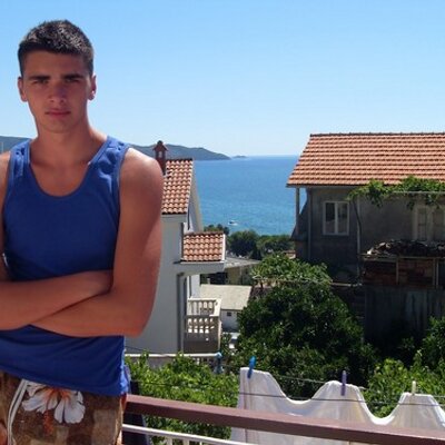 Profile Picture of Nenad Stefanovic (@shonebrtshone) on Twitter