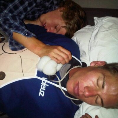 Profile Picture of Joe Schuster (@sleepyschusters) on Twitter