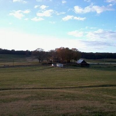 Profile Picture of Kimberly James (@BoslerJamesFarm) on Twitter