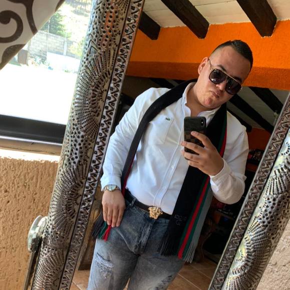 Profile Picture of Kevin Marín (@brenmar19) on Poshmark