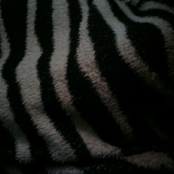 Profile Picture of Jtyrion Wilson (@jtyriontyler) on Poshmark