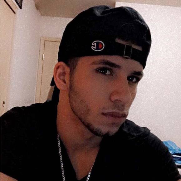 Profile Picture of Mohammad Mustafa (@mm4722072) on Poshmark