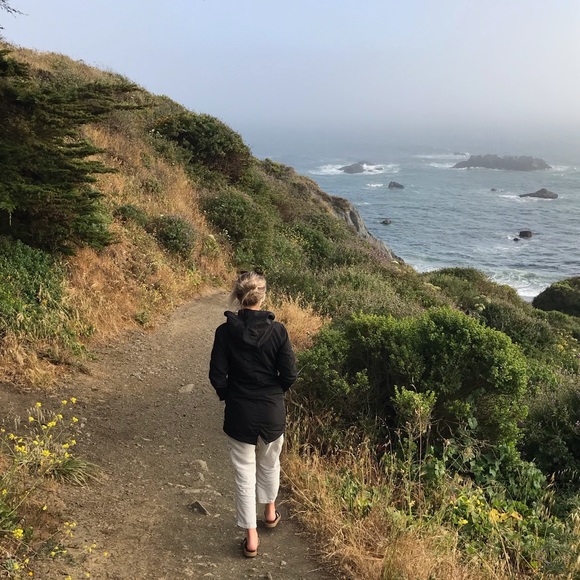 Profile Picture of Rachael Cain (@rachcain) on Poshmark