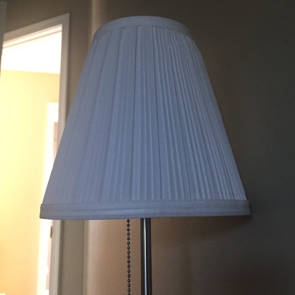 Profile Picture of Stacie Heinl (@staciea17) on Poshmark