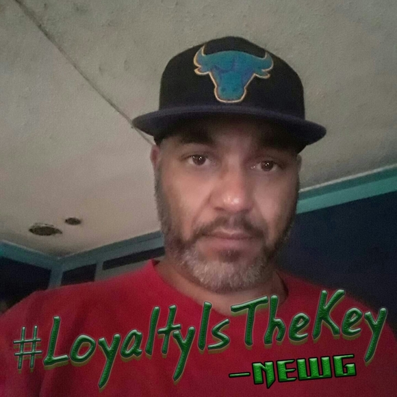 Profile Picture of Michael Dunbar (@dunbar0345) on Poshmark