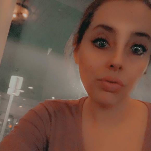 Profile Picture of Bailey Paulikowski (@bpauls) on Poshmark