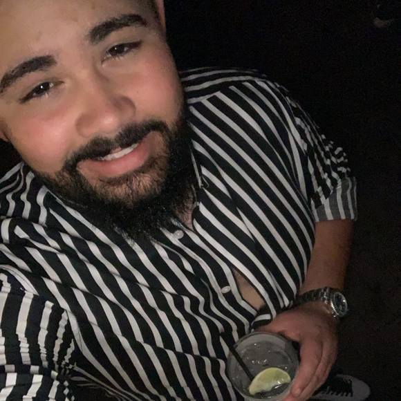 Profile Picture of Richard Vasquez (@beb0ski69) on Poshmark