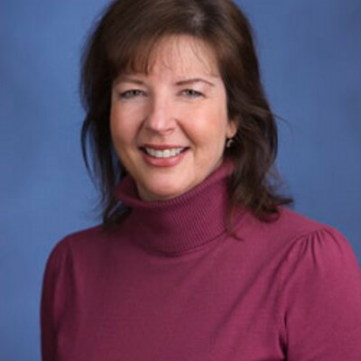 Profile Picture of Eva Finn (@WiseBefore25) on Twitter