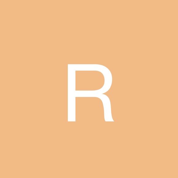 Profile Picture of Renata Chakyl (@renatavogel78) on Poshmark