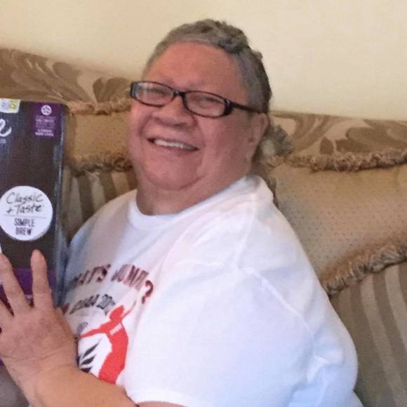 Profile Picture of Sherell Smith (@sherell239) on Poshmark