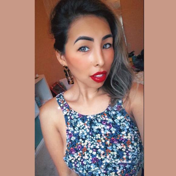 Profile Picture of Katia Jimenez (@gata549) on Poshmark