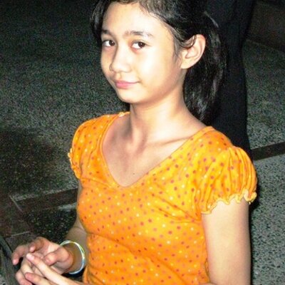 Profile Picture of Julia Corrales (@julia_corrales) on Twitter